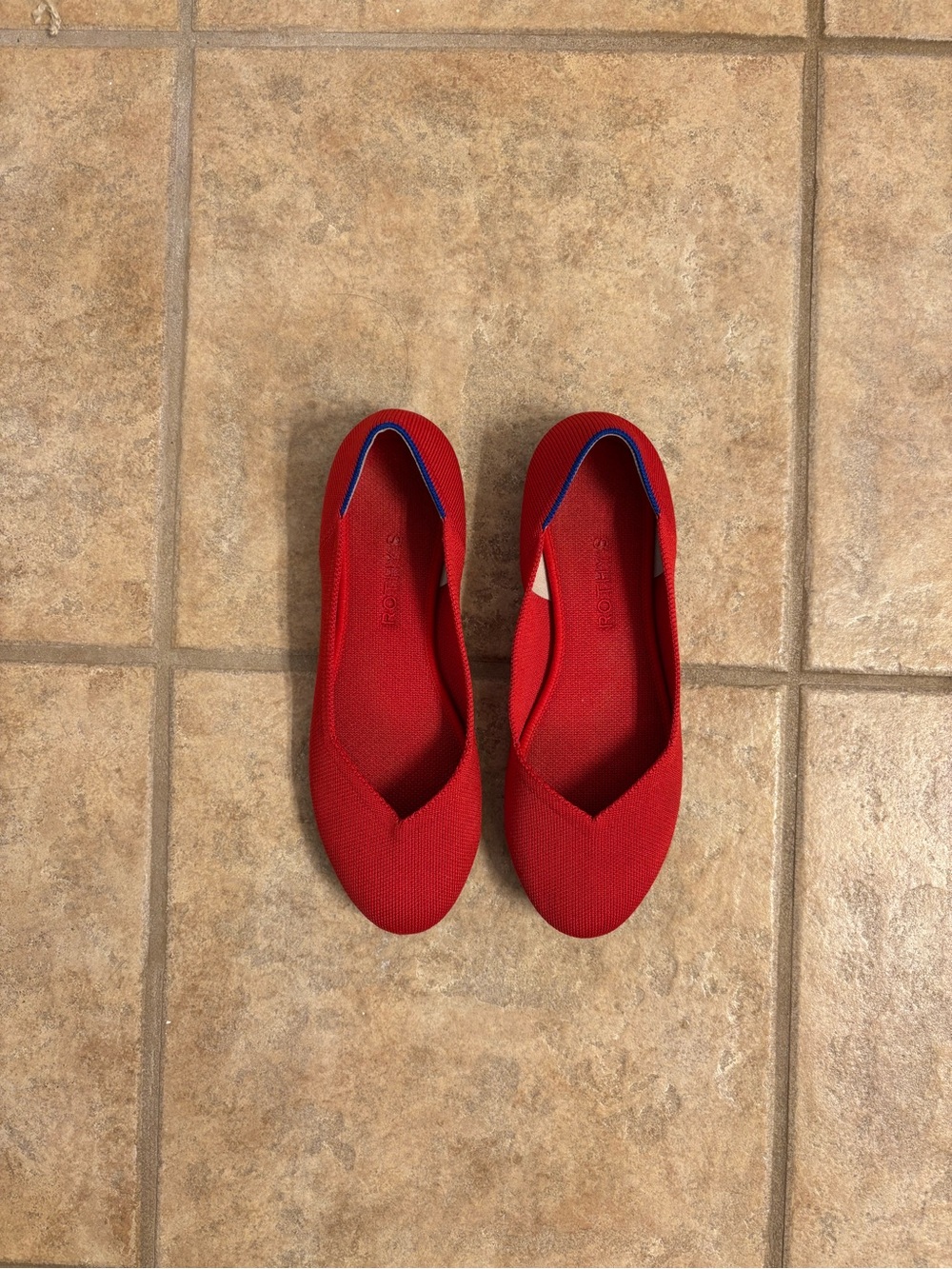 Bright Red Rothy’s Flats sz 9
